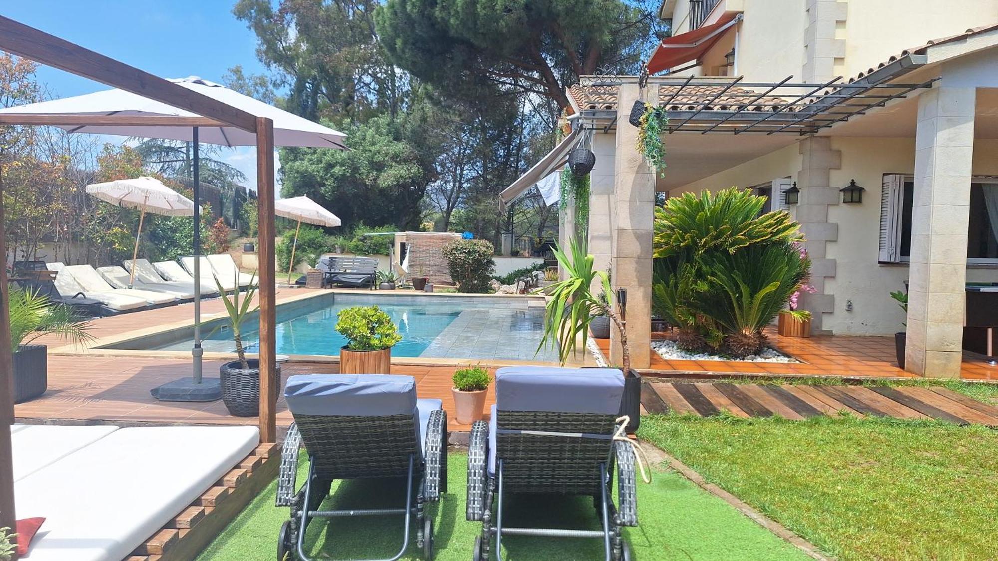 Les Canyes Cottage, Private Villa Resort Piera 외부 사진